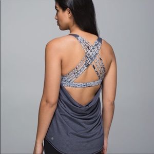 Lululemon tank